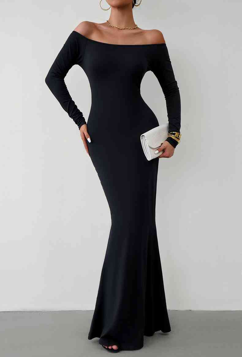 Sweet Girl Off-Shoulder Long Sleeve Maxi Dress